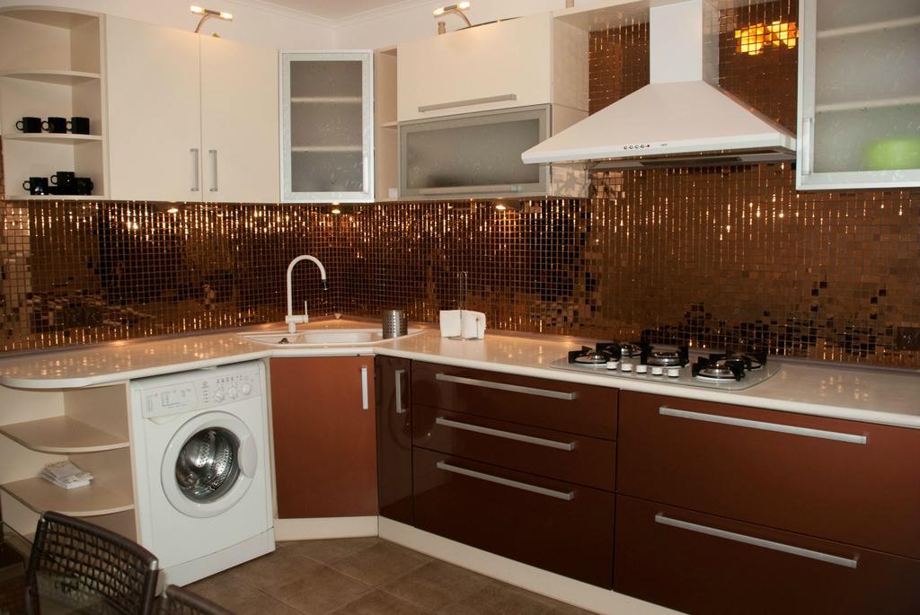 Apartment On Akademika Lazarenka 48A Lviv Exteriör bild