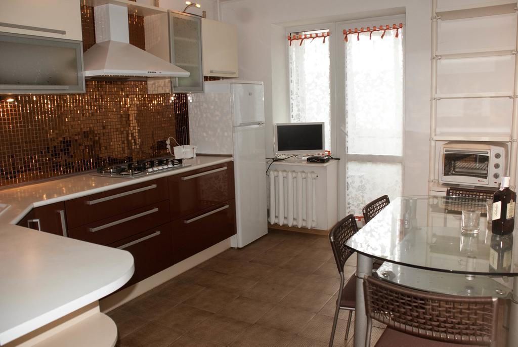 Apartment On Akademika Lazarenka 48A Lviv Exteriör bild